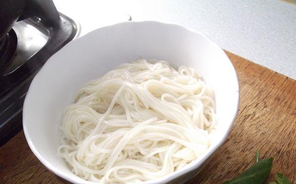 无盐无油清真白水面.