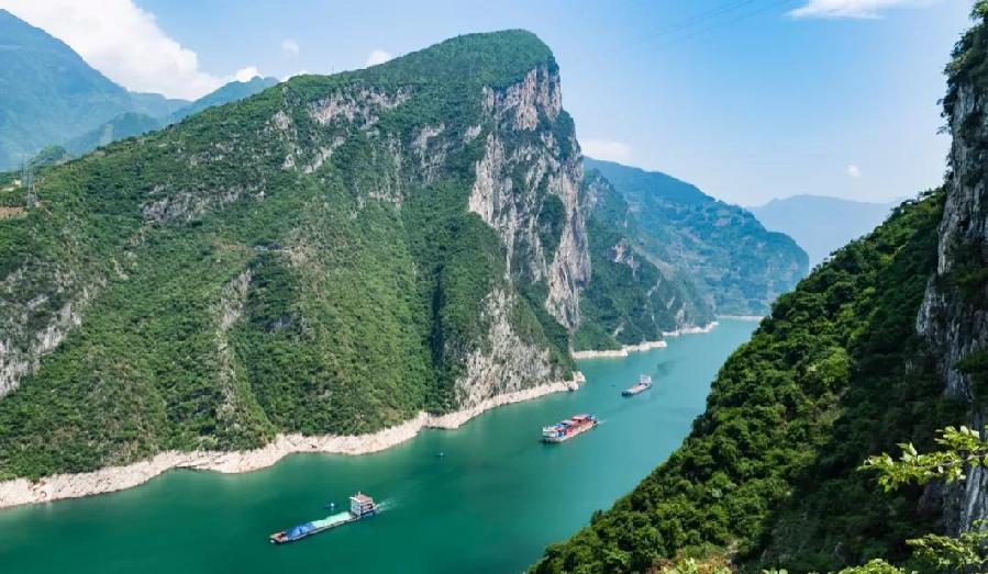 祖国锦绣河山唯有氢能产业中的电堆发动机的氢能发动机轮船