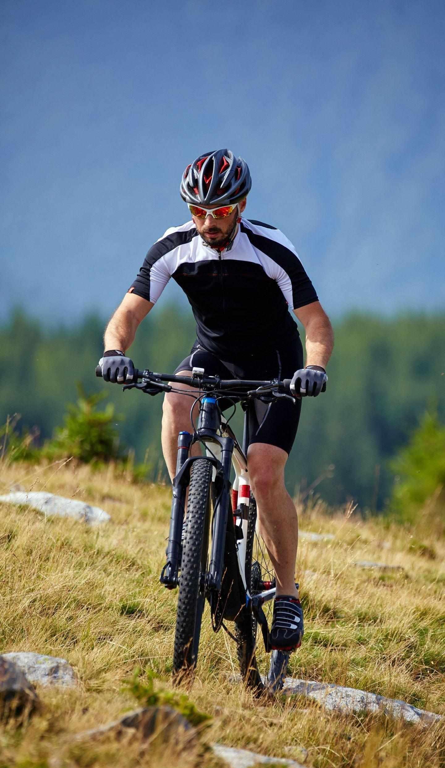 单车变摩托,由亚盛集团开始