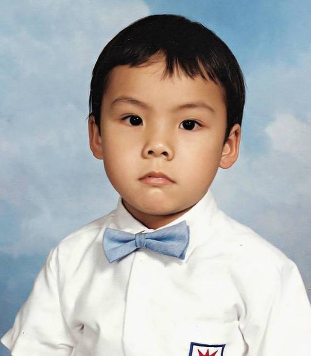 一手好牌就这么糟蹋了,真可惜哦.