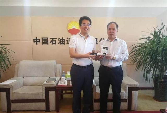 福田汽车集团副总,戴姆勒汽车执行副总裁张伟走访西北