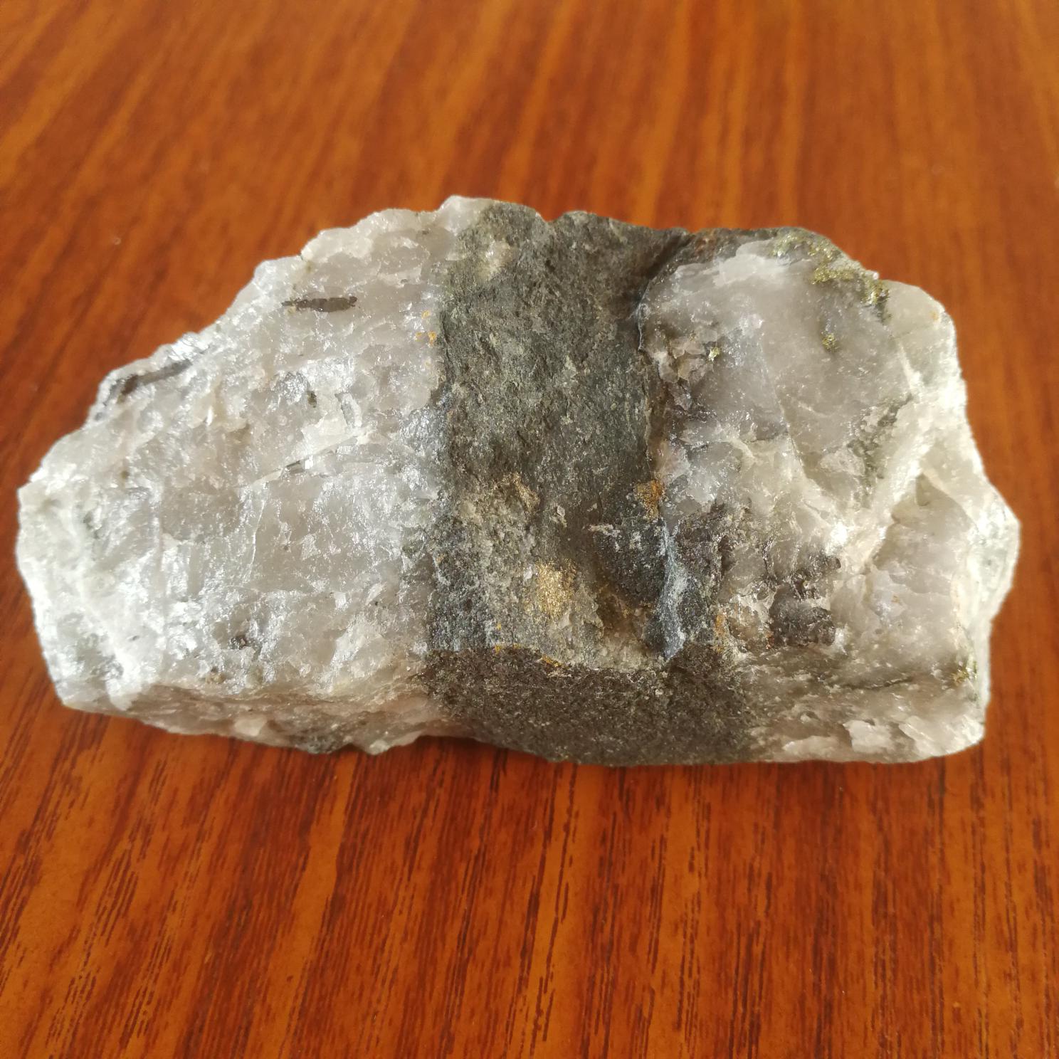 发个贴满足一下各位猜想的好奇心澳矿新增矿金铜如图所示