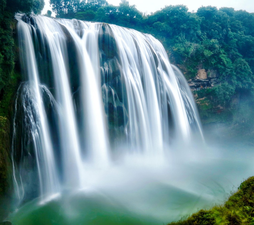 今天a股如下面瀑布来形容应该非常贴切,看今天晚上外围股市如何,如果
