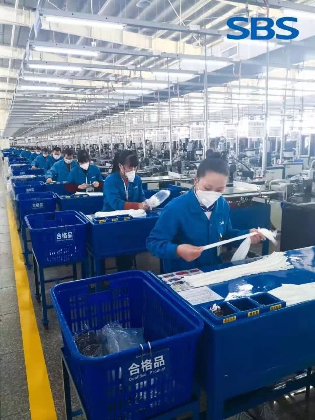 据报道,正月初二,浔兴拉链收到70万条防