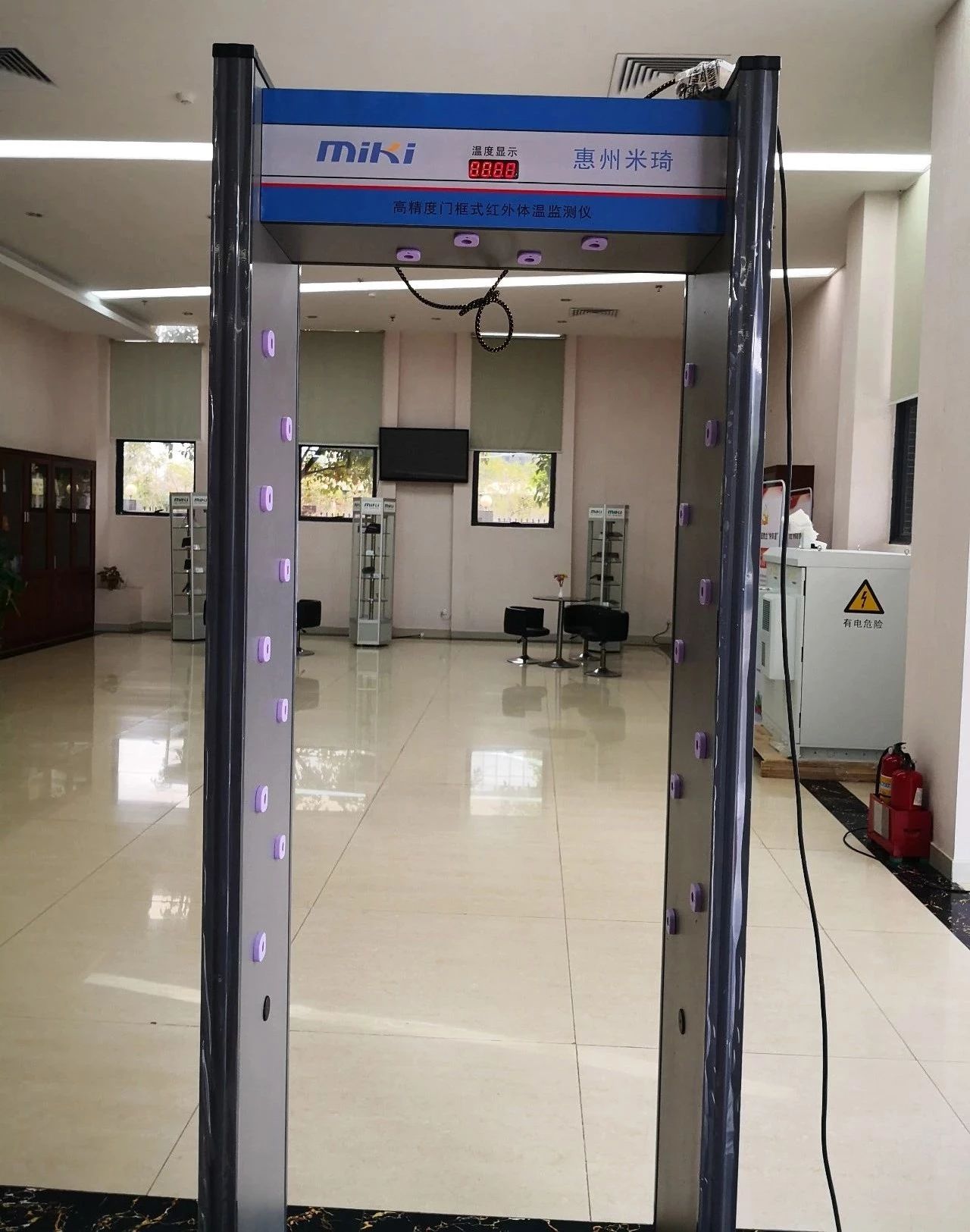 高精度门框式红外体温监测仪助力防控新型冠状病毒肺炎