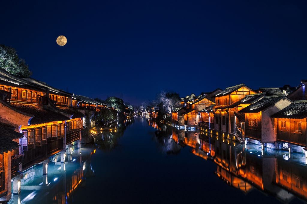 中青旅:视若敝履与高攀不起之间差几个贪婪?