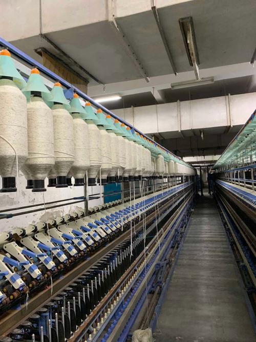 魏桥的细纱车间纱都不知道挂了多长时间已经长毛了_魏桥纺织(hk02698)