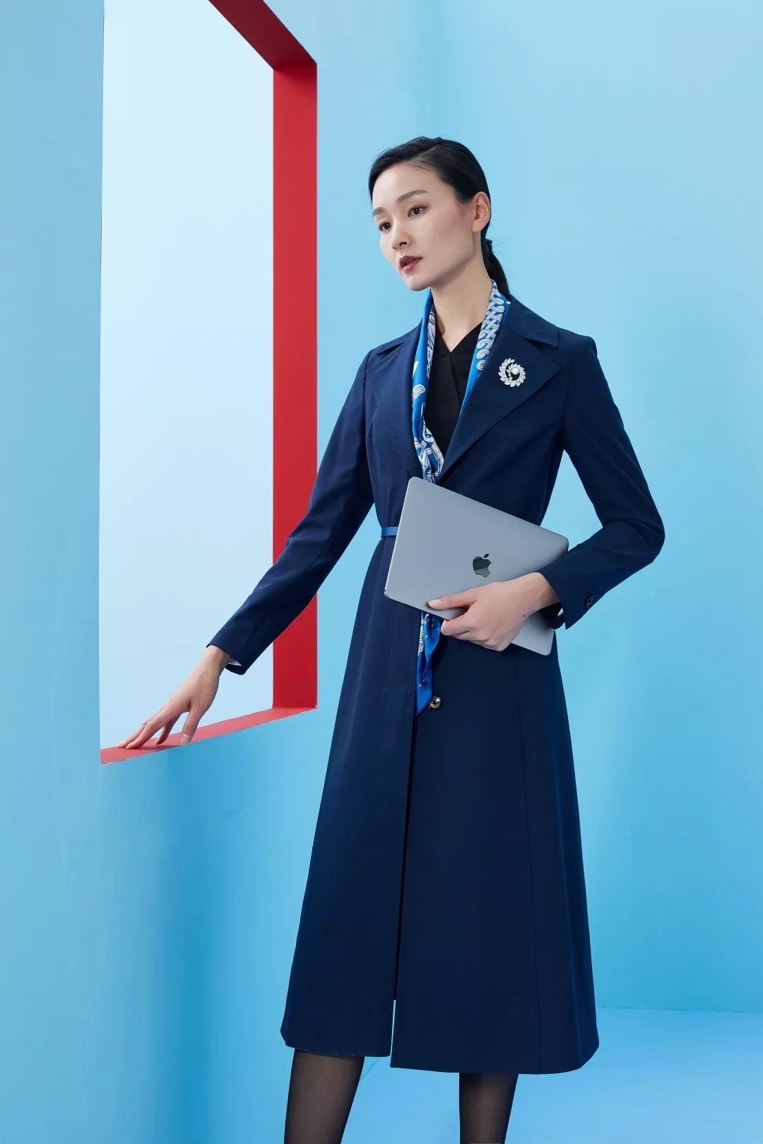 中国第一职业装品牌乔治白在为期几个月的筹备工作里,乔治白从职场