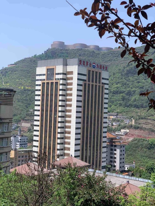 特地去了一趟茅台镇住的茅台国际大酒店感受了茅台文化更加坚定了我的