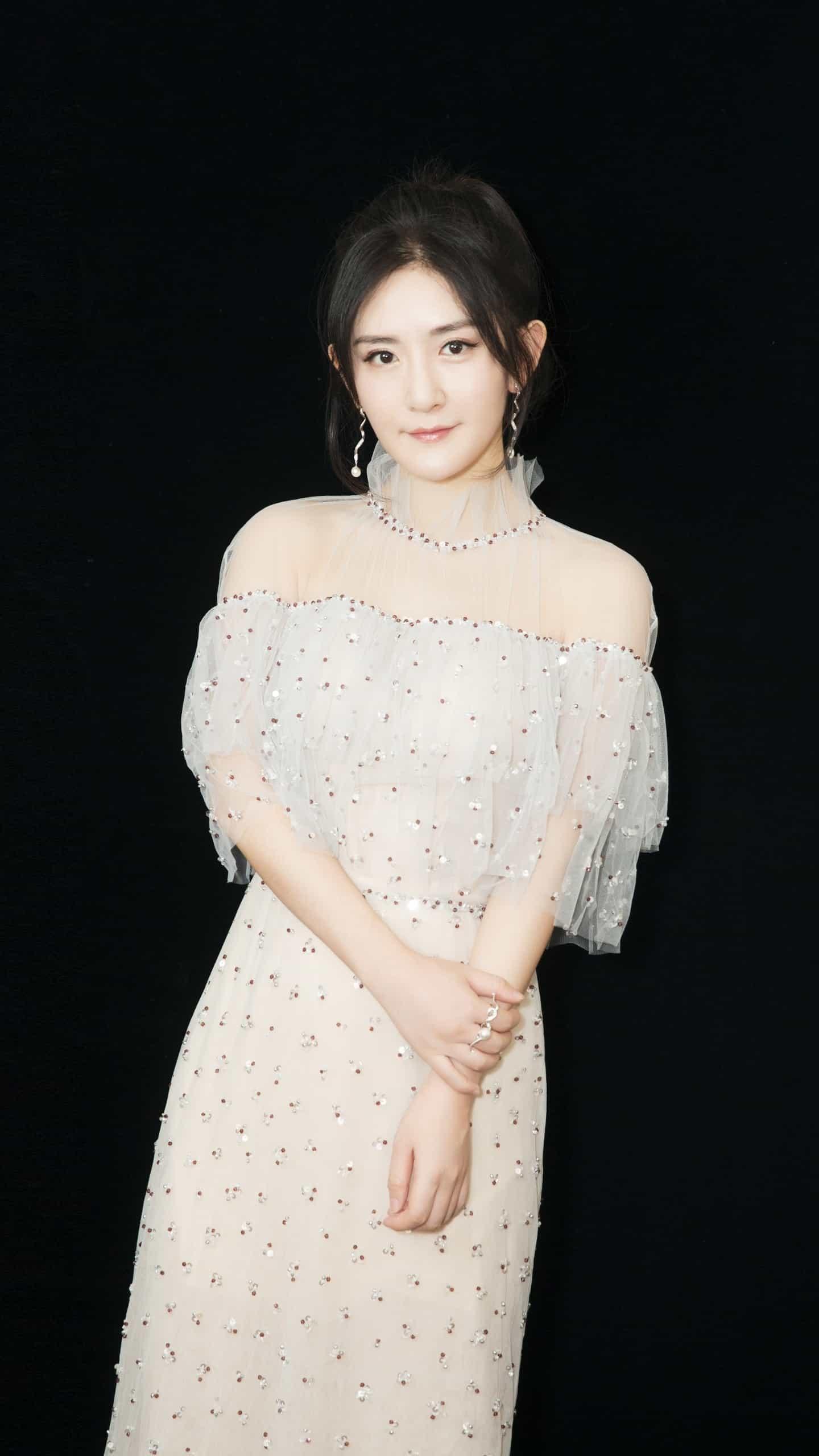 蓝丰生化吧 正文散户何雪萍                            东方财富