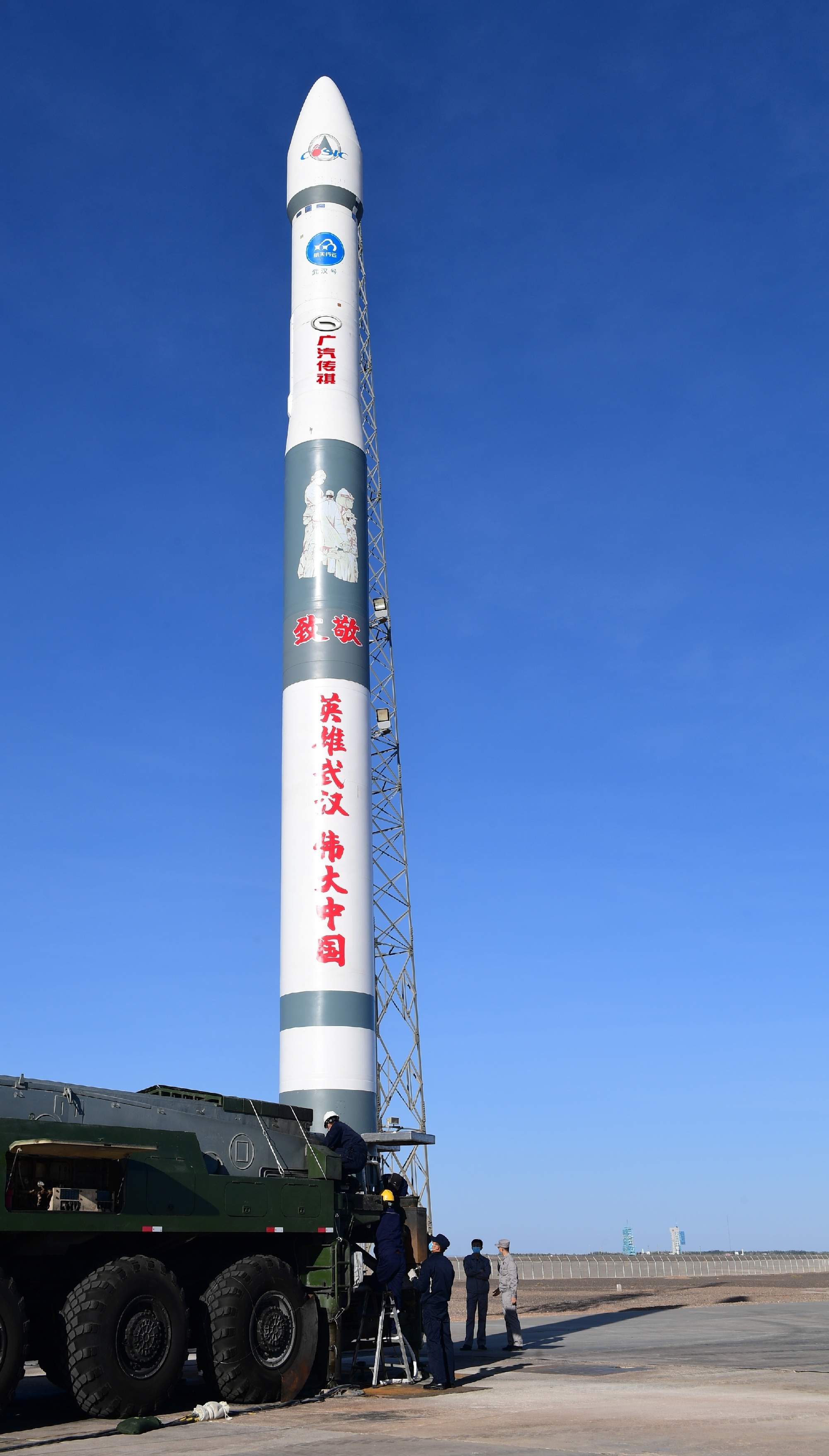 5附近震荡好几日了,这个位置稳住就有发射机会,一定要坚持有信念!