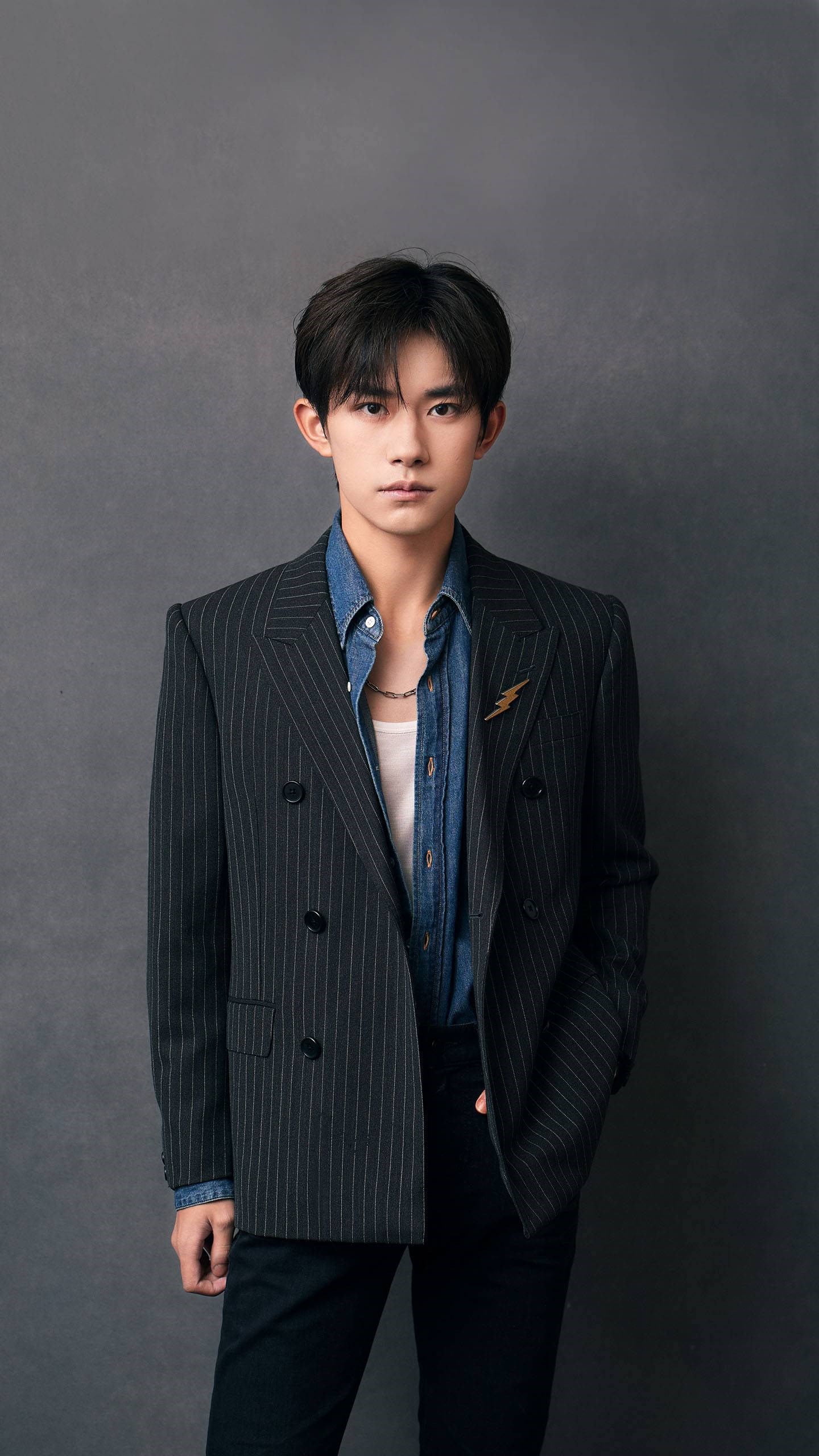 这种行情只有北斗导航,数字货币和风电板块能搞了,不