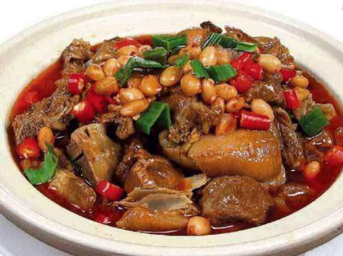 红烧狗肉,喜欢吃的快来[大笑][大笑]