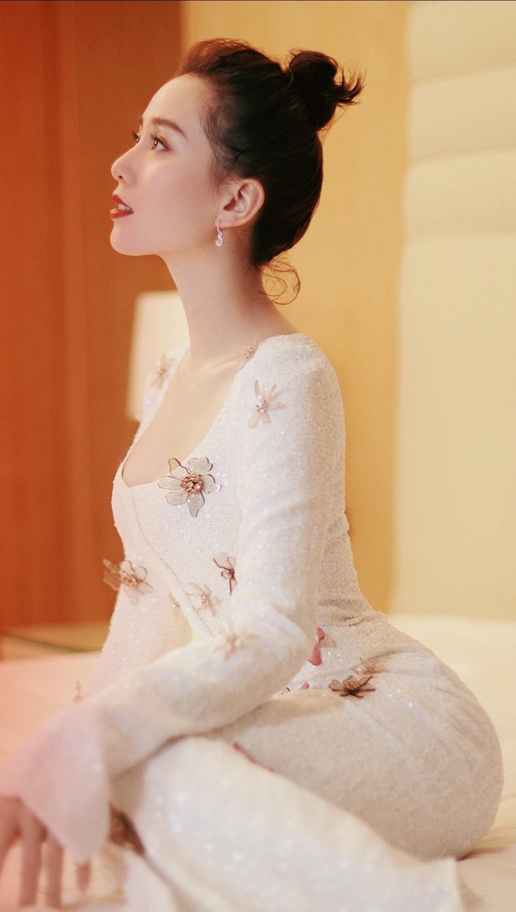 下跌通道,拉高是跑的机会,至理名言[微笑],主力可