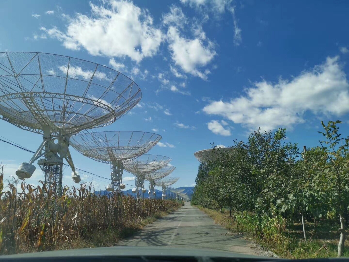 国庆节大家好好享受假期,"十一"拍摄于国家天文台密云站评论点赞王者