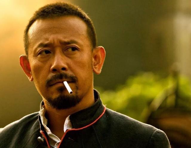 上不言顶,下不言底,等真的稳住了再买就是了,有的是买入的机会.