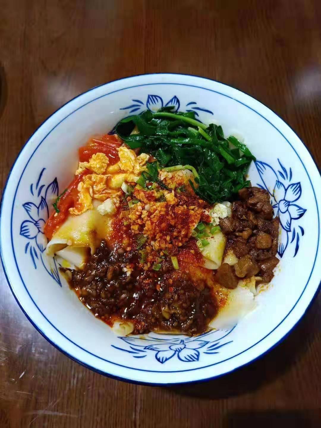 大a面,继续吃,香不香?