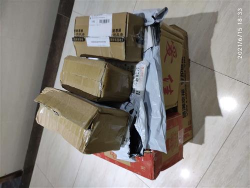 又收一堆快递快递是未来最有预期的市场