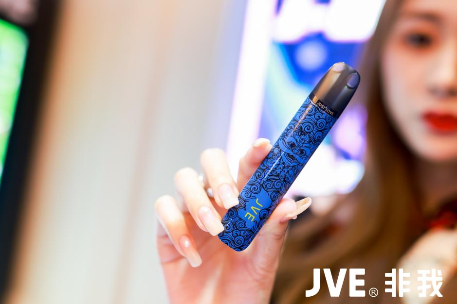 亦或是产品质感上,都堪称电子雾化器中的艺术品