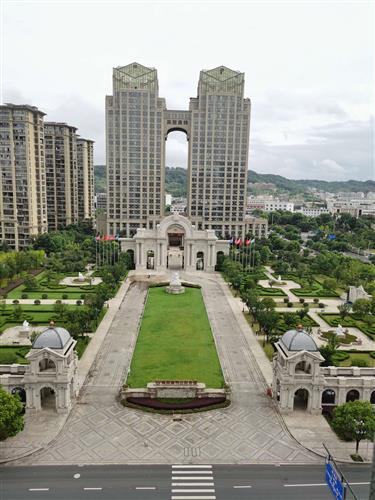 万丰奥特控股集团这楼是气派