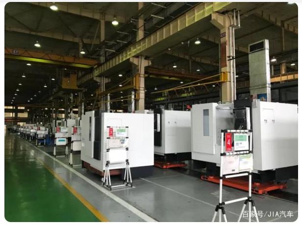 沈阳机床数控车间沈机的产品类型也逐渐丰富起来,围绕