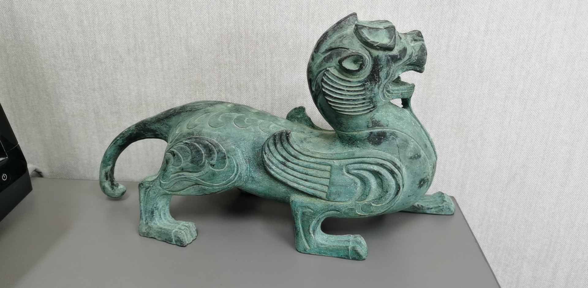 特意请来四尊神兽为红太阳保驾护航