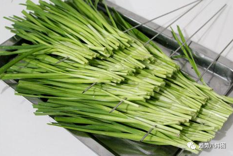 韭菜在生活中除了吃之外,在a股市场中还能割,而且是反反复复的割,敲