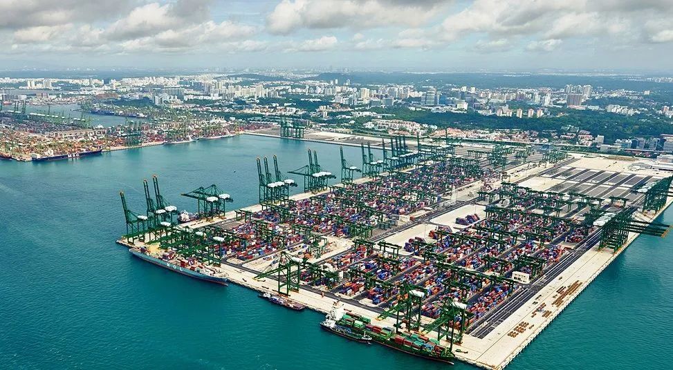 psa港口图片来源:psa港务集团众所周知,新加坡港是全球最大的中转枢纽