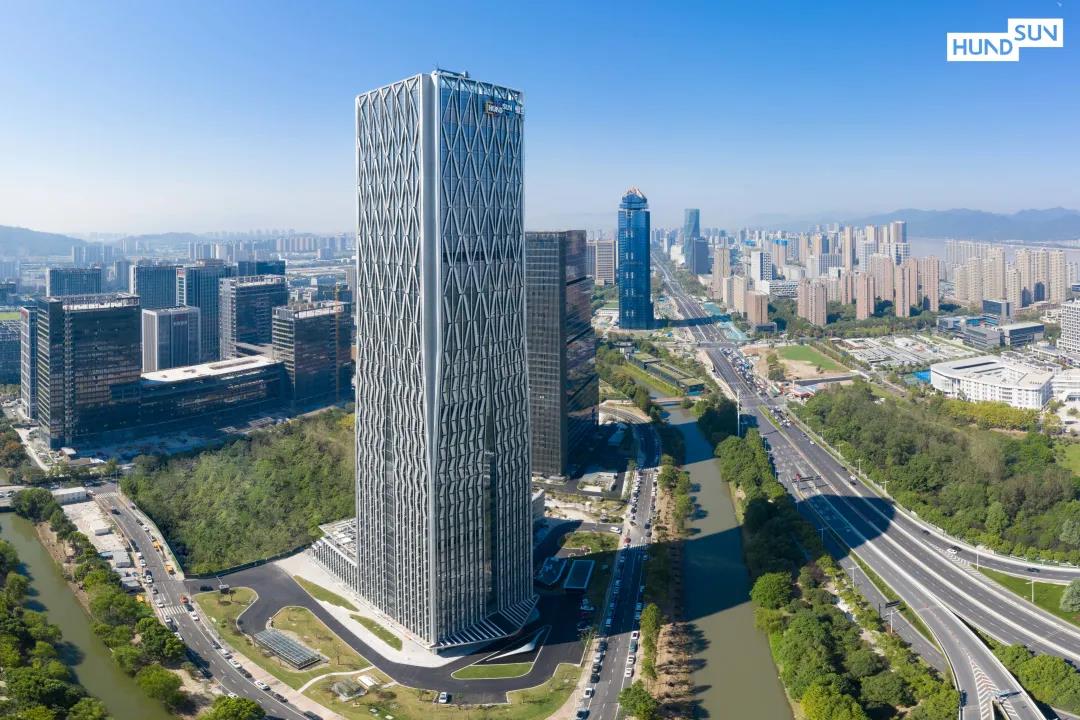 恒生要么是有猫腻要么真的是没落了