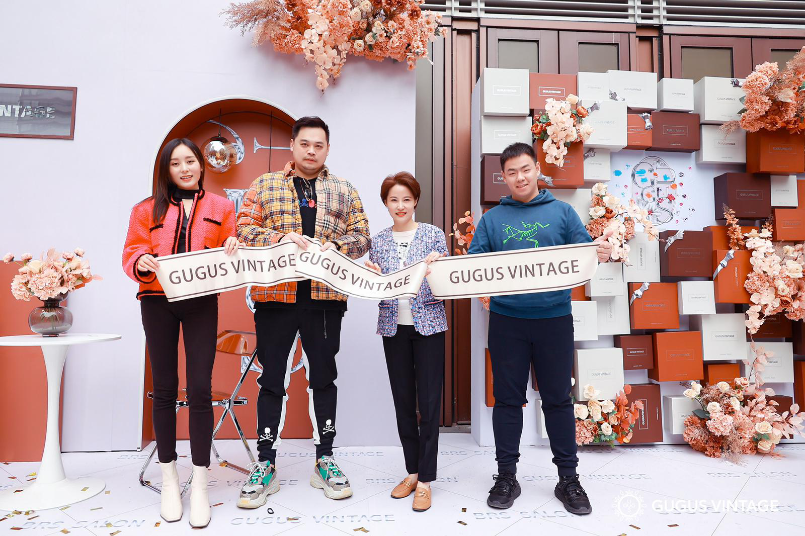 中古奢侈品gugus vintage旗舰店隆重开幕,何佩瑜出席剪彩仪式