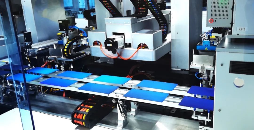 金刚玻璃sz300093欧昊集团控股子公司金刚玻璃210大尺寸异质结电池