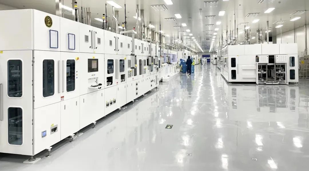 金刚玻璃首条gw级异质结生产线调试取得阶段性进展