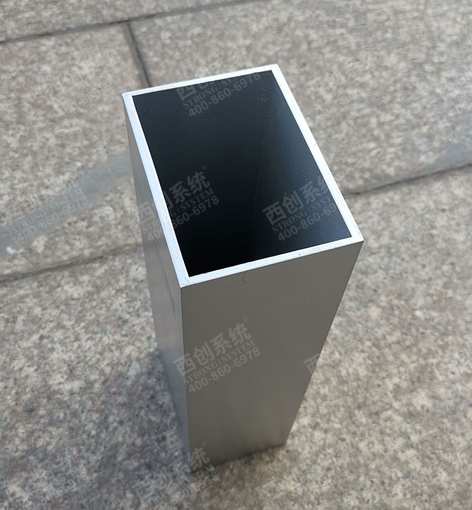 河南新乡国际商务中心矩形精制钢立柱铝合金横梁幕墙系统