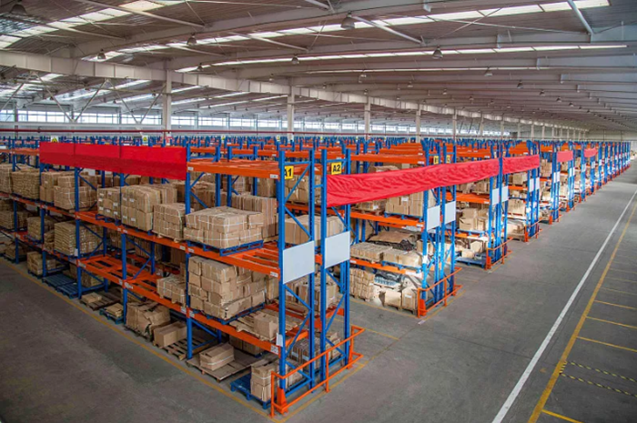 1,跨境电商进口货物批量从境外集装箱或者整柜运进来,均摊下来运费更