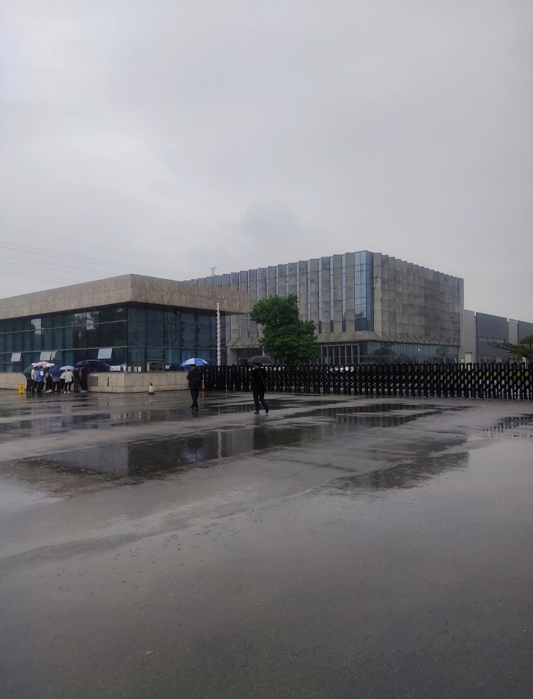 实地探访重庆众泰汽车工业有限公司壁山工厂实拍