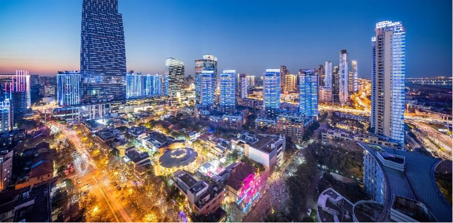 武汉天地斩获两项大奖加速推动武汉商业商办向前原创赢商华中赢商网