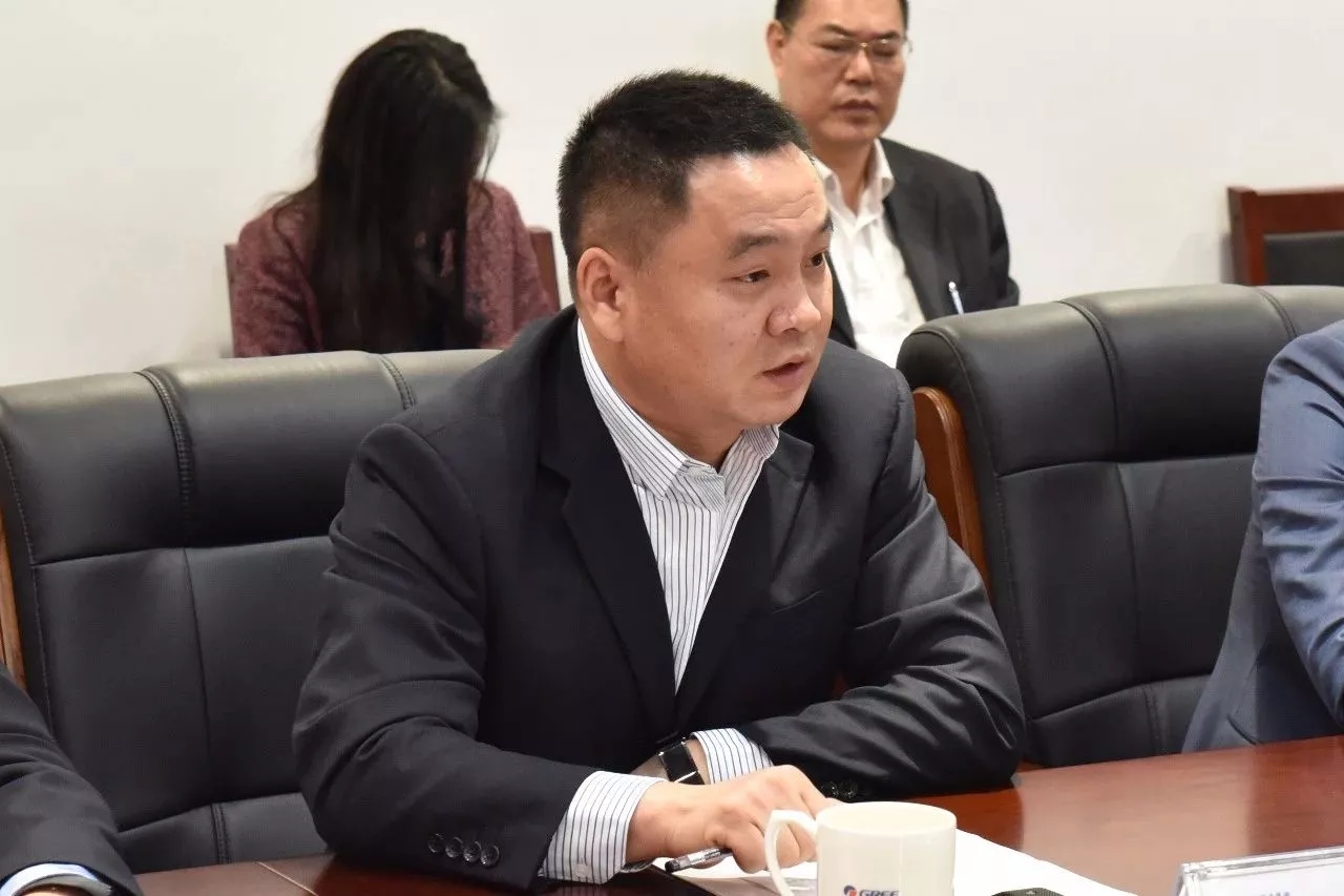 张伟现任格力电器党委书记是格力电器第二任党委书记首任党委书记叫李