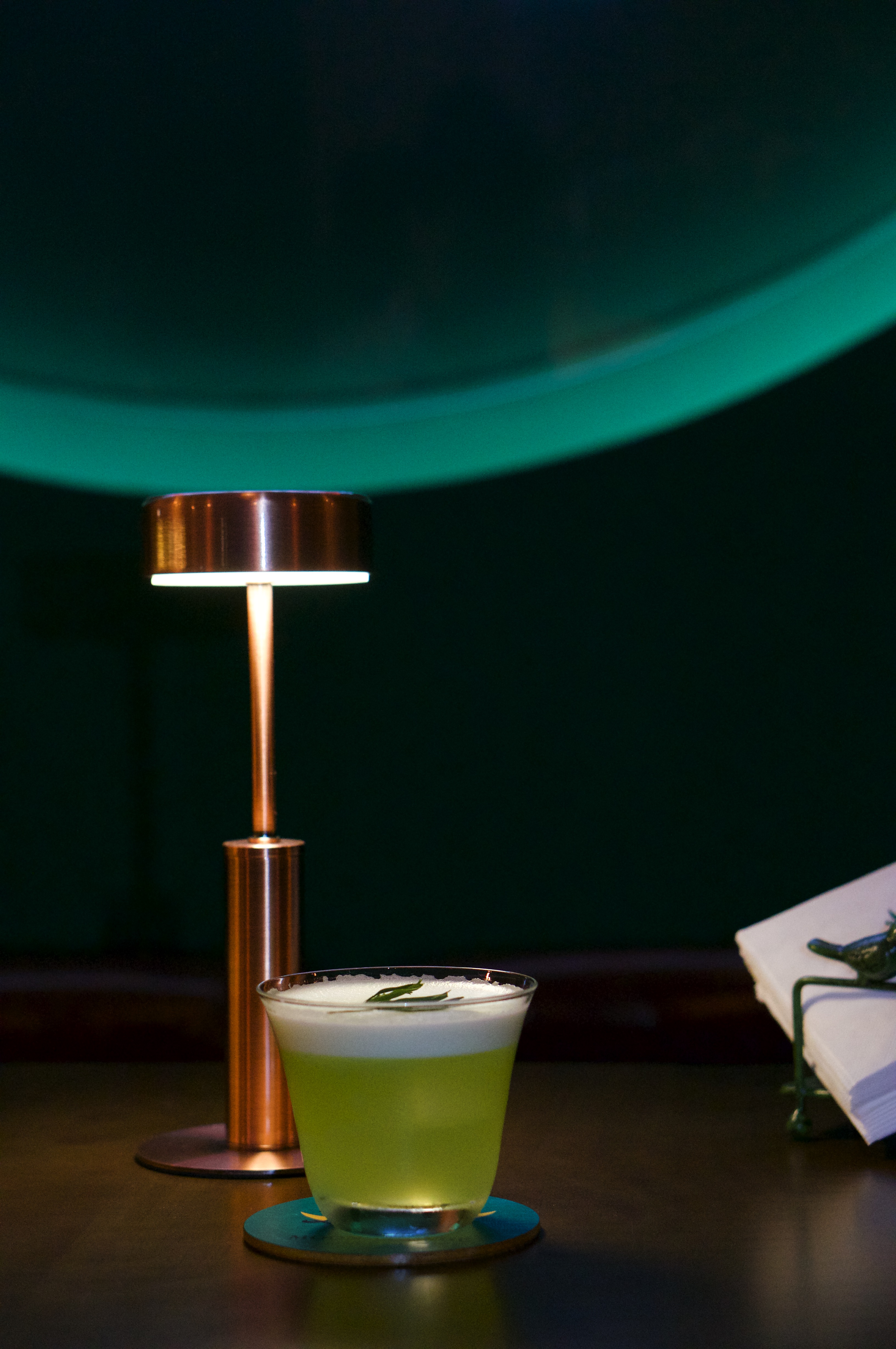 做一个有趣的人在北京开一家有趣的茶酒咖写在邀月moonlounge正