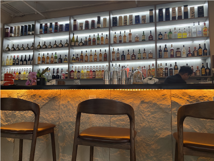 做一个有趣的人在北京开一家有趣的茶酒咖写在邀月moonlounge正