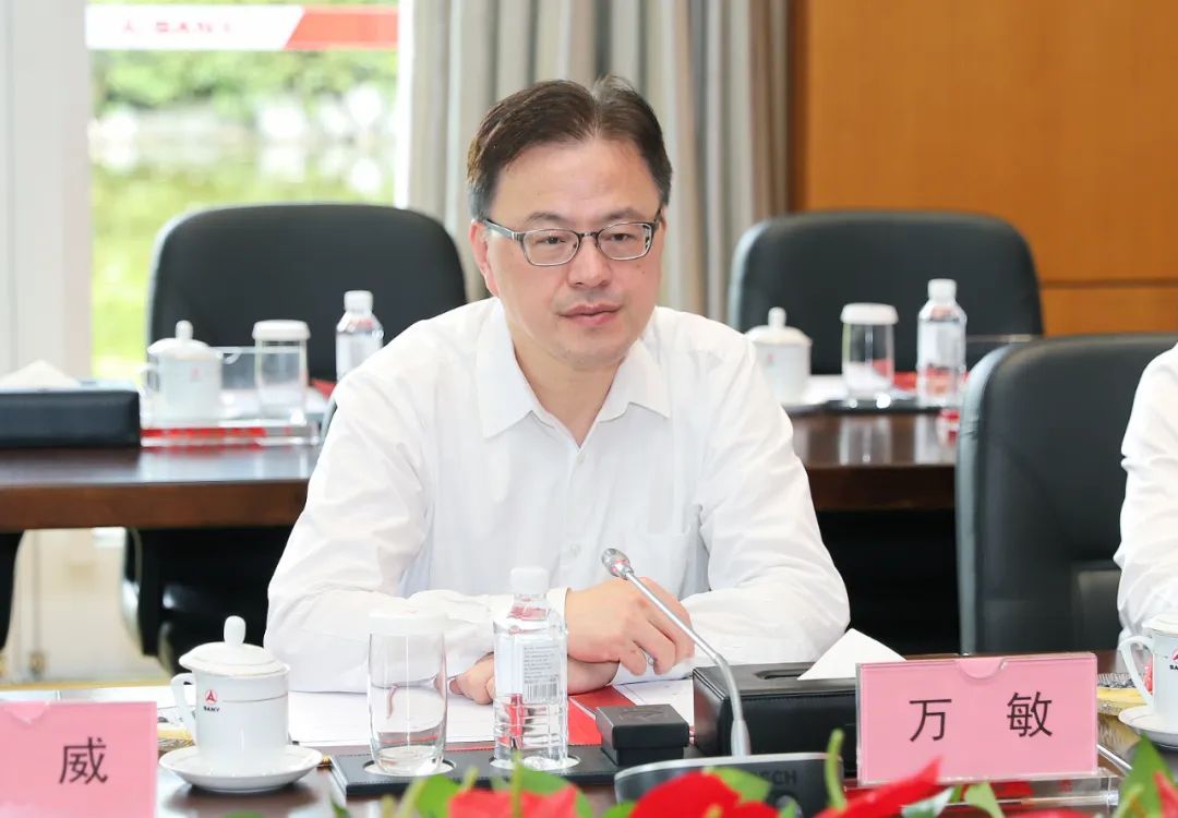 万敏海南,万敏_大山谷图库