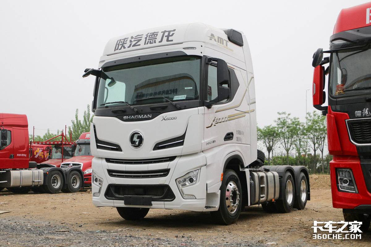 链加持 内饰舒适性更进一步而本期为卡友们带来的这款陕汽德龙x6000
