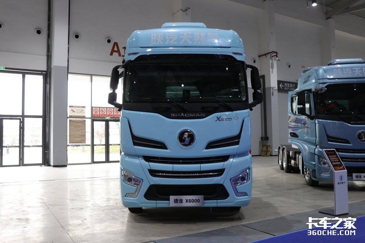 配备潍柴动力的德龙x6000三气瓶总容积3450l超长续航