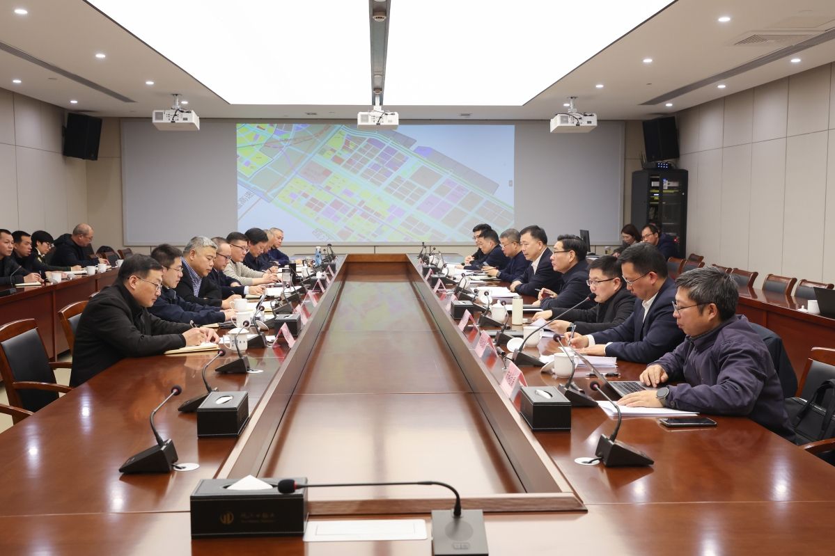 温州市委书记张振丰在温州宏丰调研