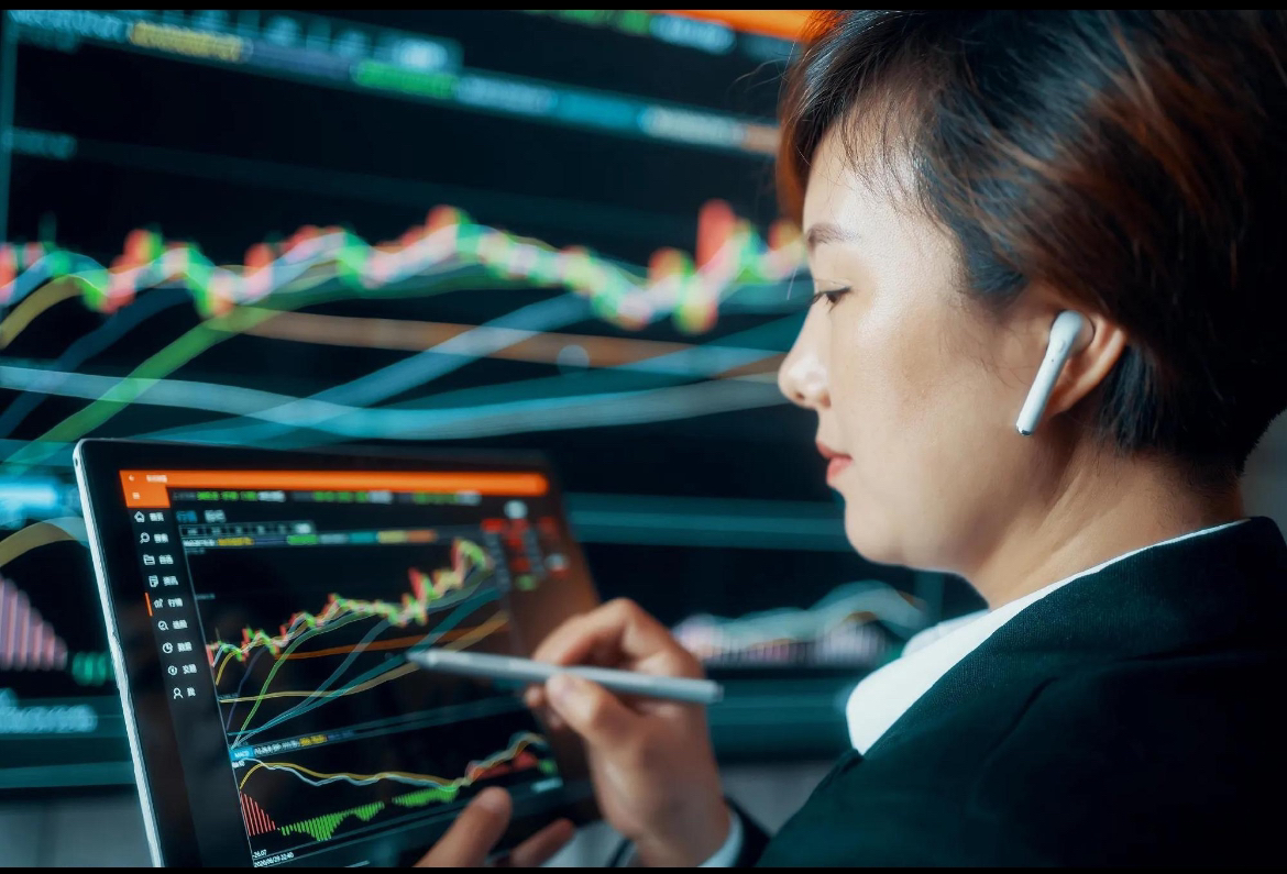 诺思格:三机构分别净买入2131万,1175万,1130万;深股通净卖出1506万