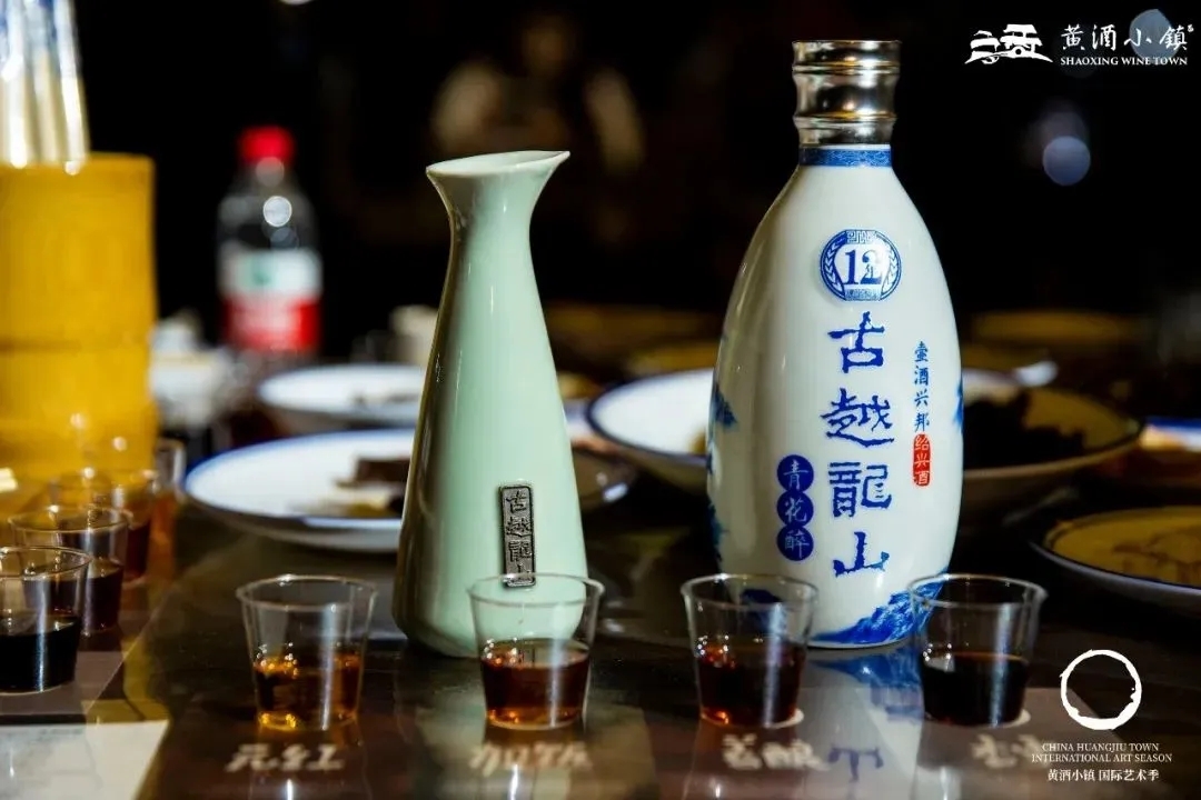 张掖黄酒图片