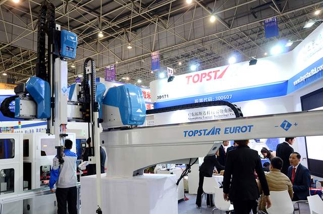 读研报心得拓斯达政策驱动设备更新五轴数控机床与机器人业务