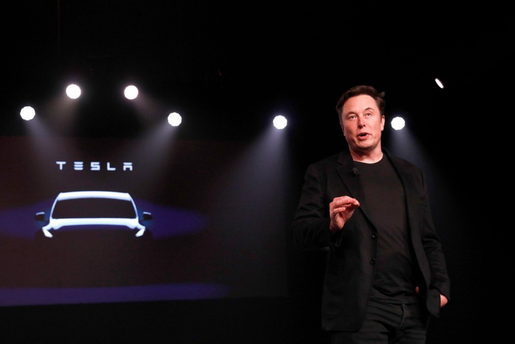 重磅特斯拉计划8月8日推出无人驾驶出租车美国出行服务商启动自动驾驶