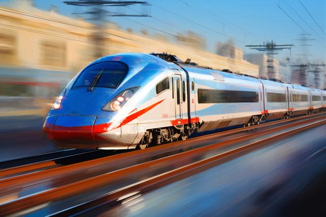 连亏三年后广深铁路2023年赚超10亿元