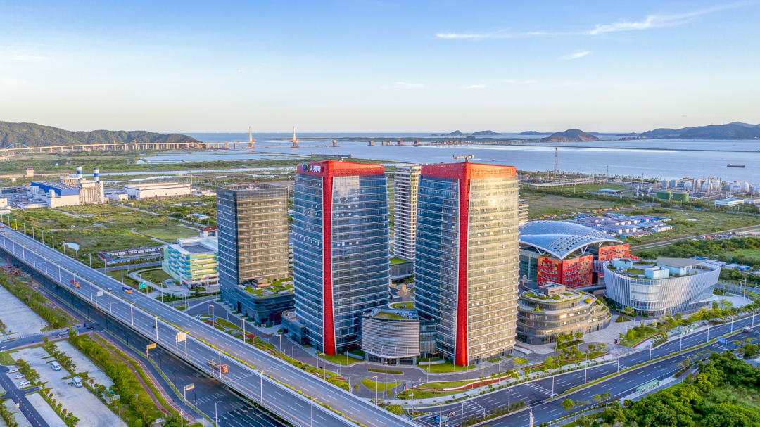 宝鹰获"深圳知名品牌"和"湾区知名品牌"称号宝鹰集团2024-05-1117:2