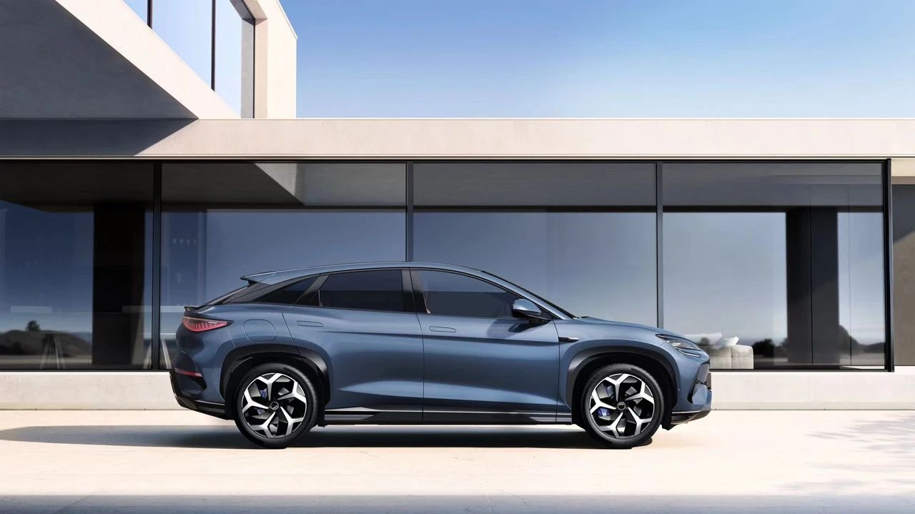 比亚迪高阶全能suv海狮07 ev上市